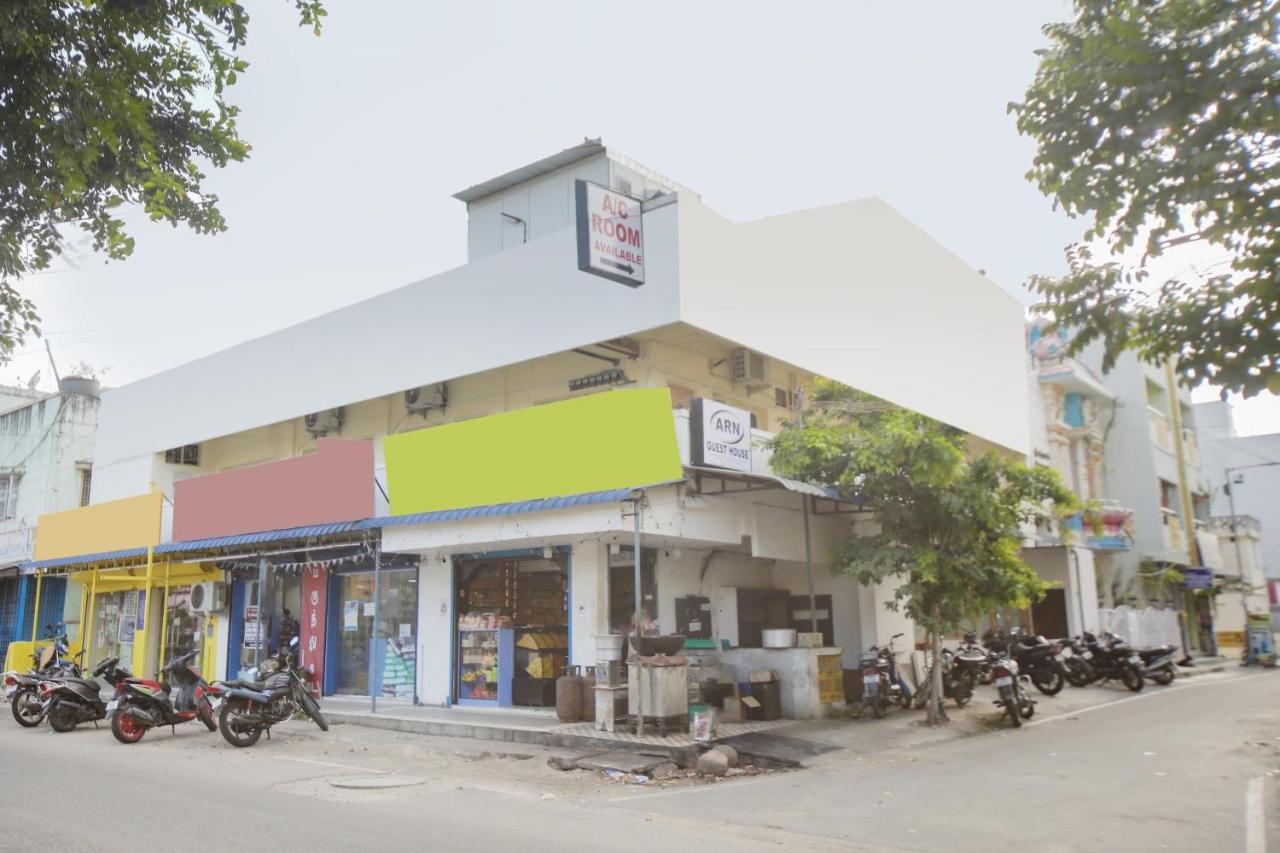 Hotel Yadvik Chennai Exteriör bild